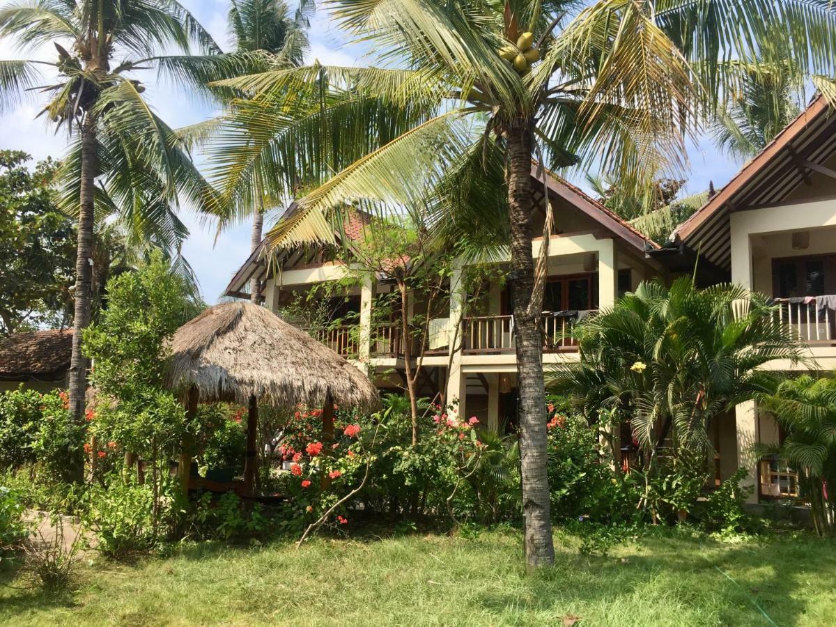 Lutwala Bungalows And Private Villa Gili Trawangan Exterior foto